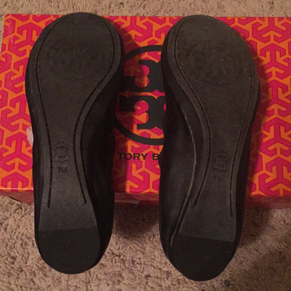 Additional photos of Caroline Tory Burch flat